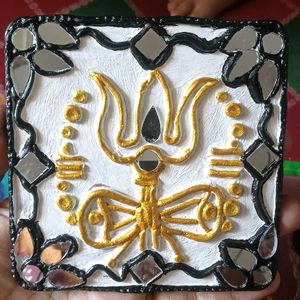 Shiva TrishuI Showpiece with Mirror Work