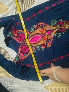 Embroidered Navy Blue Kurta in L 40 size