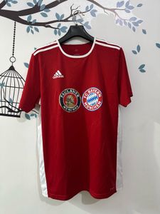 Adidas FC Bayern Munich T-Shirt 🇩🇪