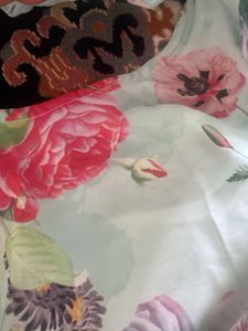 Beautiful Floral Print Ethnic Gown