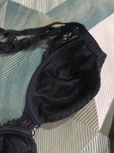 Black Lace Trim Padded Bra