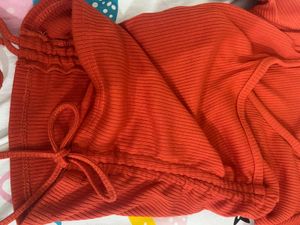 RED TOP With strings