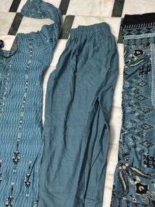 Stylish Teal Salwar Kameez Set