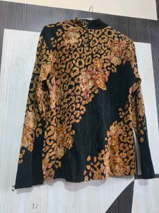 Stylish Printed Long Sleeve Top