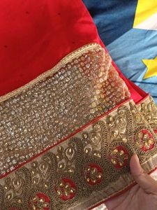 Heavy Bridal Saare With Beautiful Glitter Work