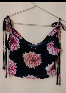 Floral Tie Strap Crop Top