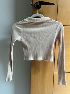 Ribbed Collared Long Sleeve Crop Top