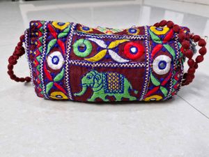 Vintage Embroidered Shoulder Bag