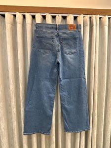 levi’s  Wide Leg Jeans