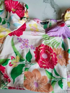 Zudio Floral Puff Sleeve Top