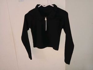 Black Cropped Zip-Up Long Sleeve Top