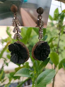 Unique Black Flower Dangle Earrings