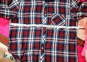 Men's 2 sided shirt one is checked,other side plan