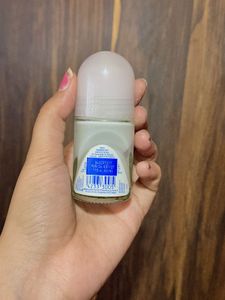 Nivea Pearl &amp; Beauty Roll-on