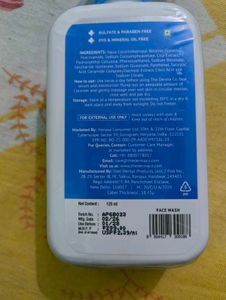 The Derma Co Cleanser and sunscreen