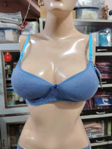 Blue Seamless Everyday Bra