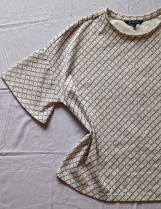 Chic Geometric Print Top