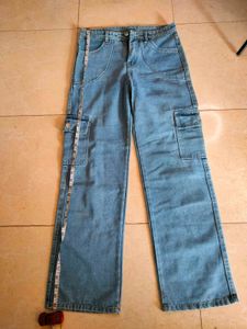 Light Wash Wide Leg Cargo Jeans 🪐🦢💌🕊️🐚🦪