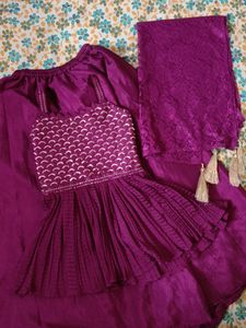 Nice Colour Of The Dress And Dress As Well Soft Material For5 To6year Girl