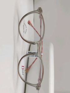 Elegant Dior Eye frame