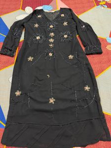 black kurta with duppata