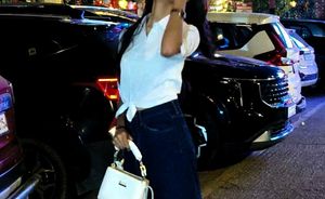 Chic White Knot-Front shirt