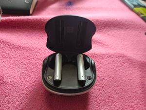 Croma earbuds