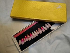 Designer Press-On Nails