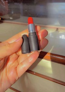 MAC Lipstick - Vibrant Red