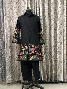 Black Kurta Set with Embroidered Print