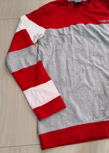round neck tshirt  totaly new