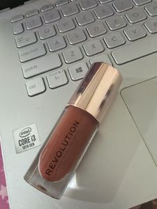 Pout Bomb Plumping Lipgloss - Deep nude