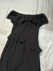 Chic Off-Shoulder Ruffled Maxi Dress