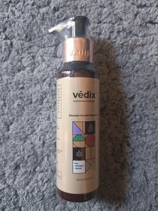 Vedix Dhavath Shampoo For Hairfall Control