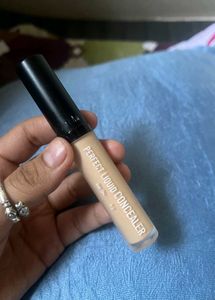 Swiss Beauty Liquid Concealer