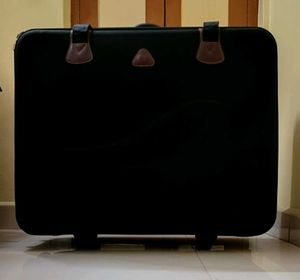 Vintage style Large Black Retro Suitcase Trolley