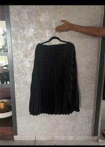 Black Pleated Midi Skirt