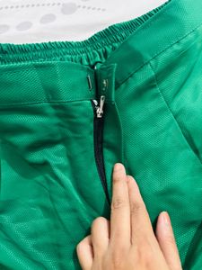 Chic Green High-Waisted Trousers