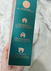 KDK 4D Lifting Massager + FREE Derma Co Serum