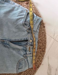 combo Wide Leg Jeans and mom fit jean