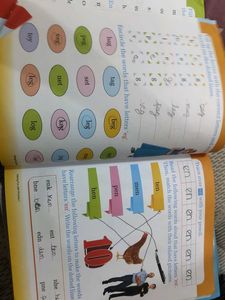 Sawan Fun with Phonics Book