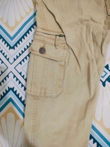Men's t Shirt and Khaki Cargo Pants Set