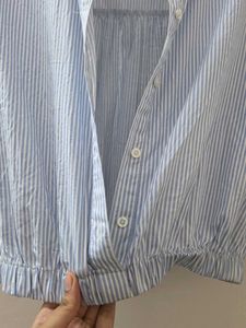 size xs dnmx Blue Striped Button-Up Shirt
