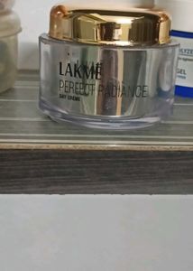 Lakme Perfect Radiance Day Cream