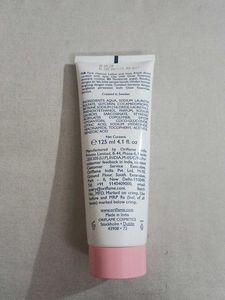 Oriflame Glow Essentials Face , hand Cream SPF 10