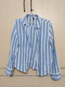 H&amp;M blue and white striped shirt