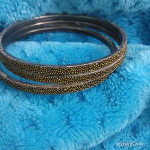 🔥🔥combo of three clr metal shining bangles