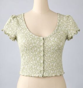 Cute Floral Print Button-Up Top