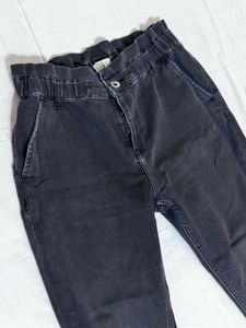 Chic High-Waisted Black Denim Jeans