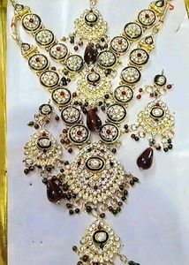 Exquisite Traditional Indian Jewelry Set